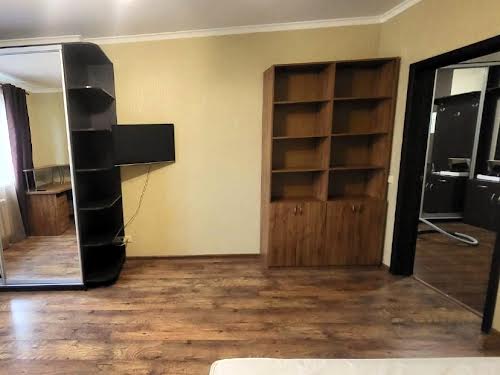 квартира по адресу Кондратюка Юрия ул., 5