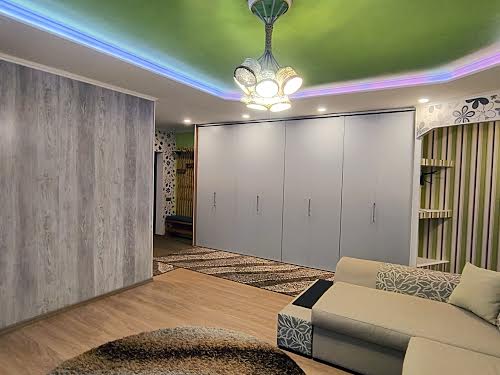 квартира за адресою Степана Бандери вул., 40/1а