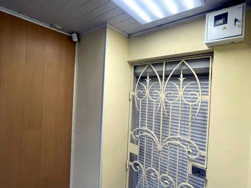 комерційна за адресою Дмитра Яворницького просп. (Карла Маркса), 111А
