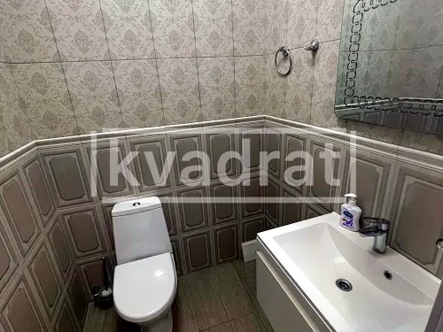будинок за адресою Лугова вул., 38