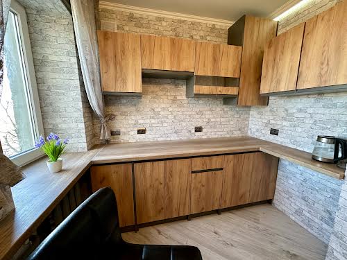 квартира за адресою Космонавтів вул., 98