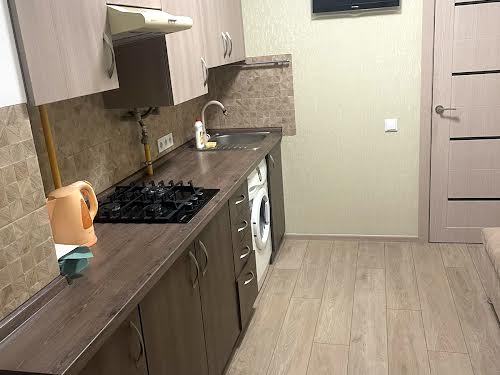 квартира за адресою Бишівська вул., 9