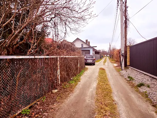 участок по адресу Зелена, 1