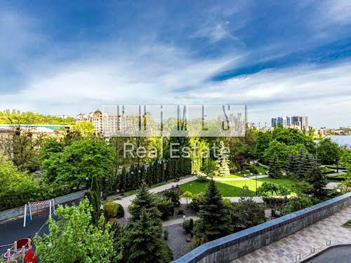 квартира за адресою Андрія Верхогляда вул. (Михайла Драгомирова), 1-20а