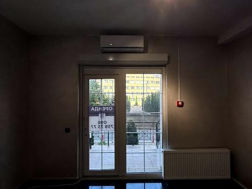 комерційна за адресою Михайла Максимовича вул. (Онуфрія Трутенка), 24-Б