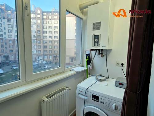квартира за адресою Володимира Івасюка вул., 11