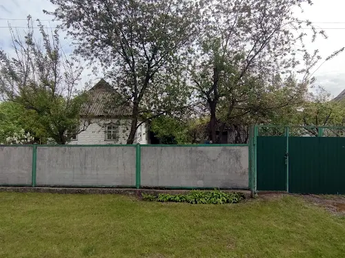 дом по адресу Центральна, 102