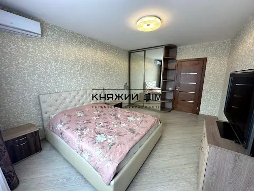 квартира за адресою Бориса Гмирі вул., 14-Б