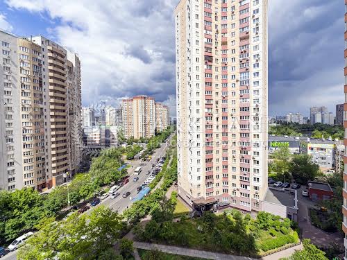 квартира по адресу Анны Ахматовой ул., 32/18