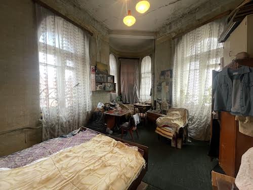 квартира за адресою Глінки, 15