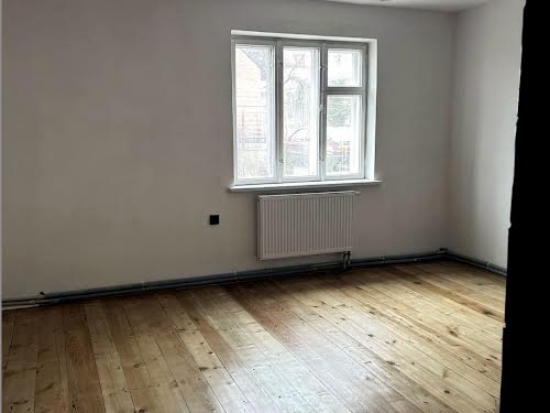 дом по адресу с. Каменнополь, Старе село, 3