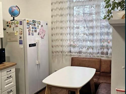 квартира за адресою Олександра Довженка вул., 9