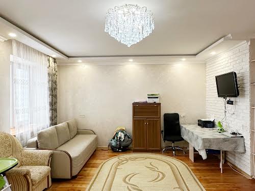 квартира за адресою Винна Гора вул., 5-Г