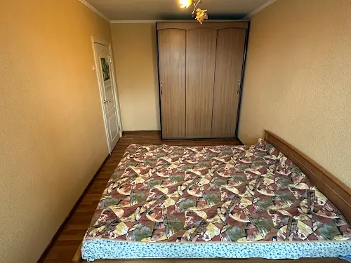 квартира за адресою Перемоги просп., 21