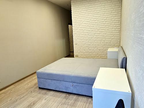 квартира за адресою Кирило-Мефодіївська вул., 2
