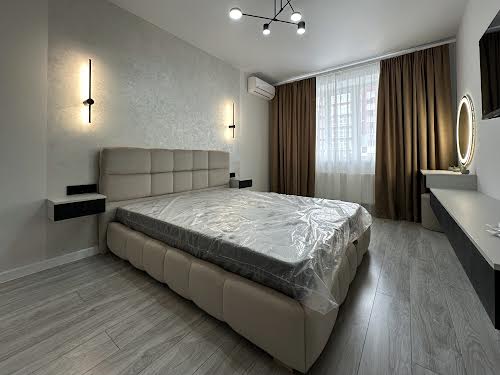 квартира за адресою Височана вул., 18
