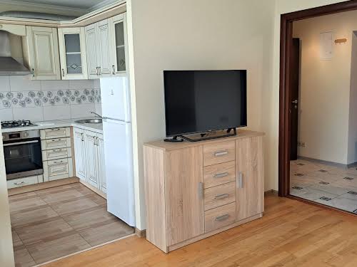 квартира по адресу Салютна, 4а