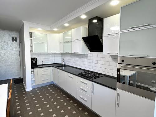 квартира за адресою Академіка Сахарова вул., 26