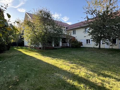 комерційна за адресою Зоряна вул., 8