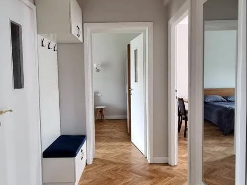 квартира за адресою Гетьмана Петра Дорошенка вул. (), 12