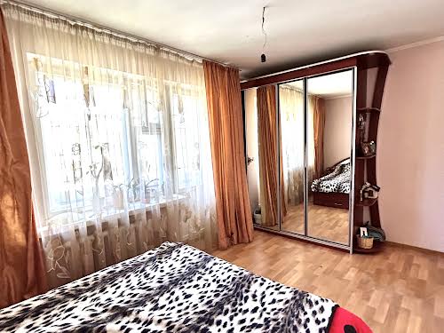 квартира за адресою Пирогова вул., 111а