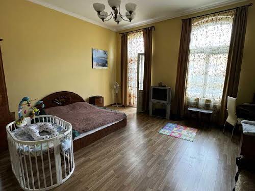 квартира за адресою Мирона Тарнавського вул. (Кутузова), 38