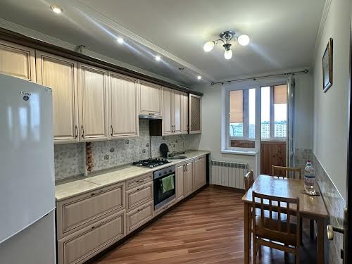 квартира за адресою Угорницька вул., 10а