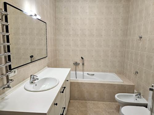 квартира за адресою Берегова вул., 11, к.11