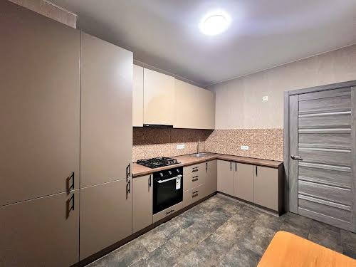 квартира за адресою Соборна вул., 126/10