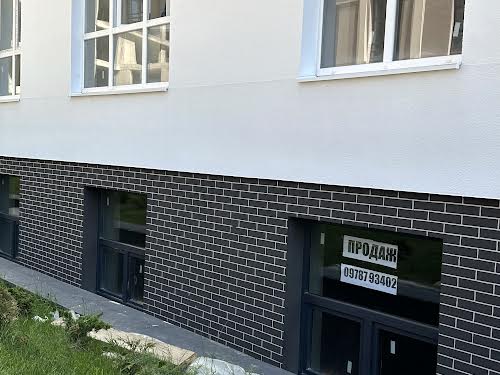 комерційна за адресою Залізнична вул., 9-Н