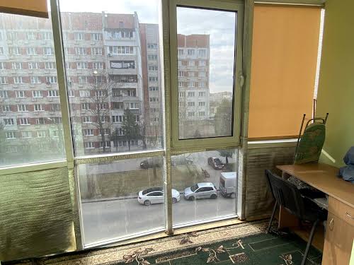 квартира по адресу Ивана Пулюя ул., 40