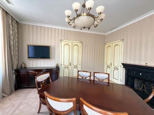 квартира за адресою Шпитальна вул., 7