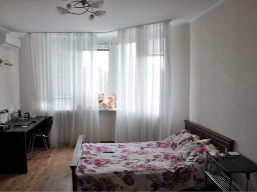 квартира по адресу Олены Пчилки ул., 2