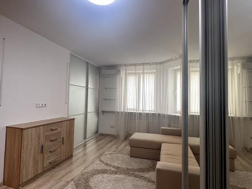 квартира за адресою Миру вул., 40