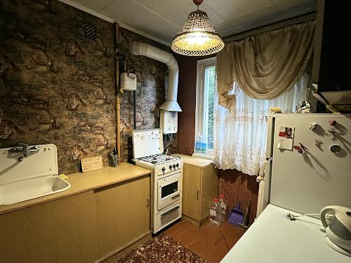 квартира за адресою Космонавтів вул., 14б