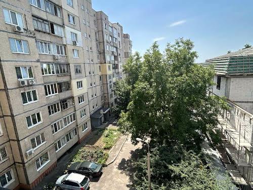 квартира за адресою Феофіла Яновського вул., 2