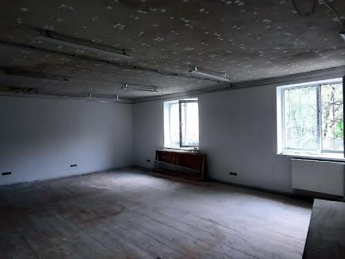 коммерческая по адресу Городоцька, 215