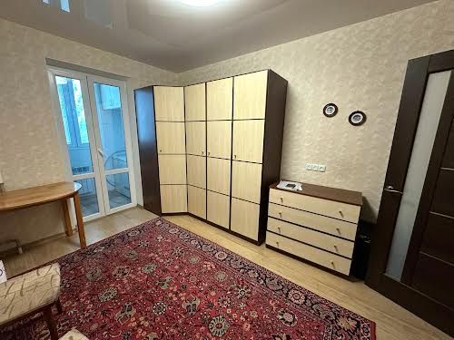 квартира за адресою Лазурна вул., 10в