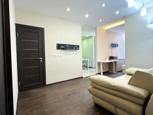 квартира за адресою Регенераторна вул., 4