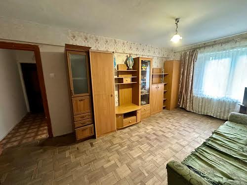 квартира за адресою Михайла Максимовича вул., 6