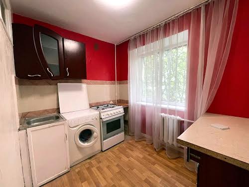 квартира за адресою Генерала Петрова вул., 30