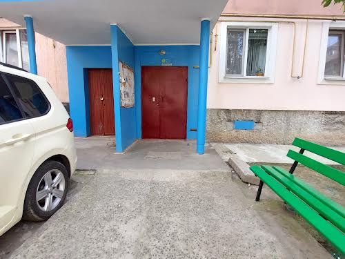 квартира за адресою Космонавтів вул., 146б