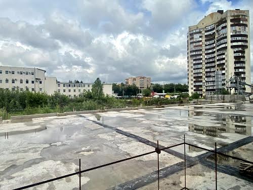 комерційна за адресою Гайдамацька вул. (Марфи Струтинської), 13-Б