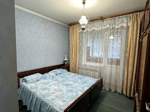 квартира за адресою Феофіла Яновського вул., 2
