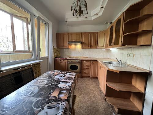 квартира по адресу Леся Курбаса просп., 17