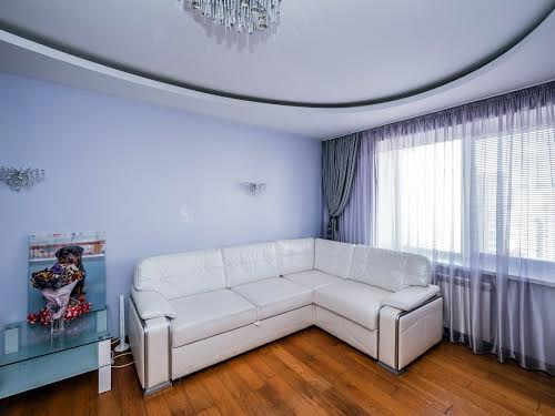 квартира за адресою Анни Ахматової вул., 35-А
