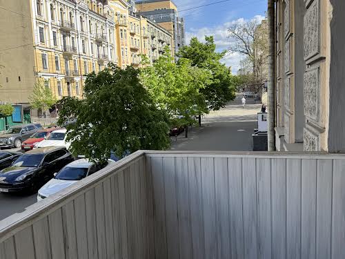 коммерческая по адресу Саксаганского ул., 99
