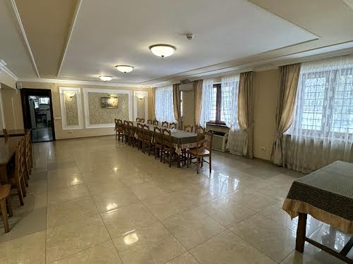 комерційна за адресою Зелена вул., 109