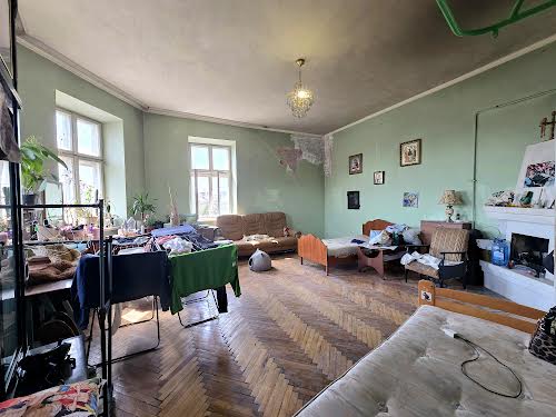 квартира за адресою Солодова вул., 1