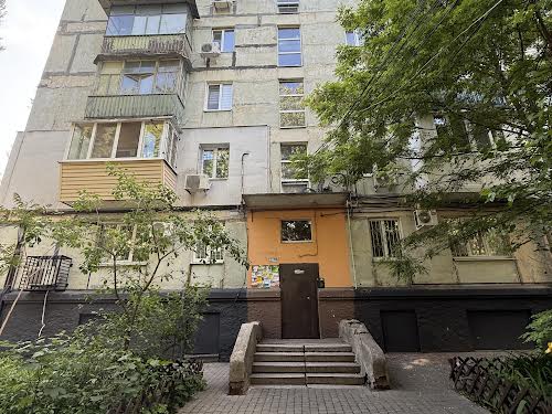 квартира по адресу Квартальна ул. (Гладкова), 22